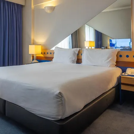 מלון 3k Barcelona 4*
