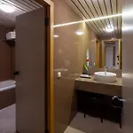 3k巴塞罗那酒店 4*